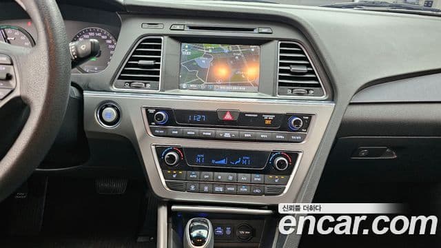 Hyundai LF Sonata гибрид Smart, 2017 19