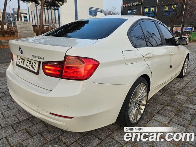 BMW 3시리즈 (F30), 2015 6