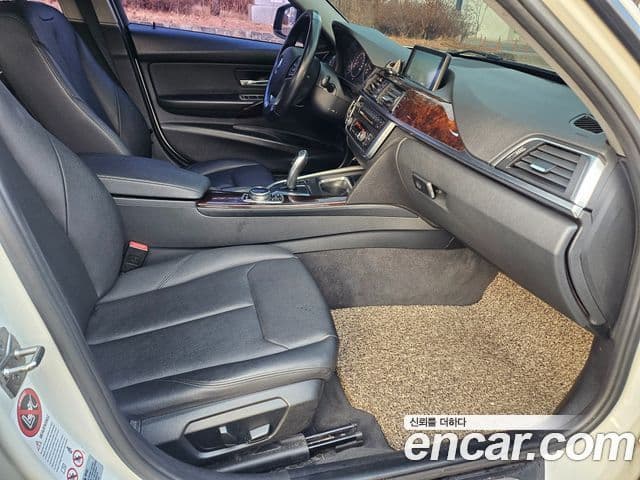 BMW 3시리즈 (F30), 2015 12