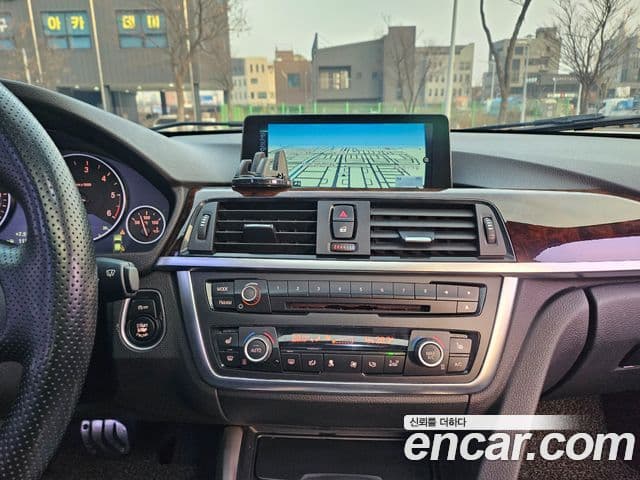 BMW 3시리즈 (F30), 2015 17