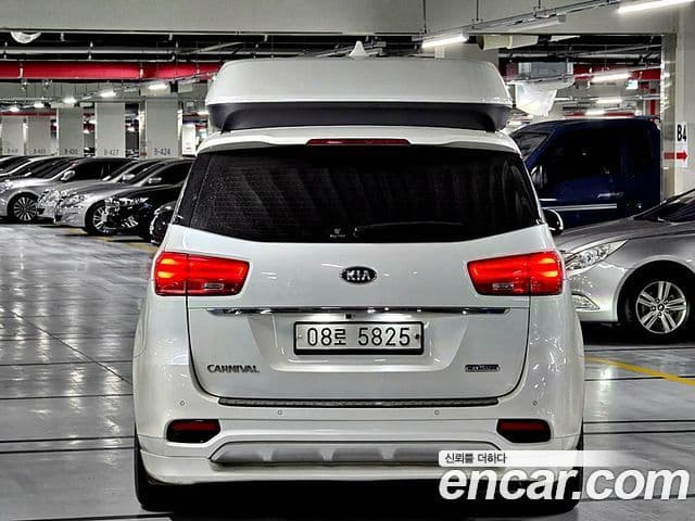 Kia The / новый New Carnival Noblesse Special, 2019 12