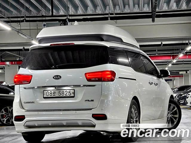 Kia The / новый New Carnival Noblesse Special, 2019 13