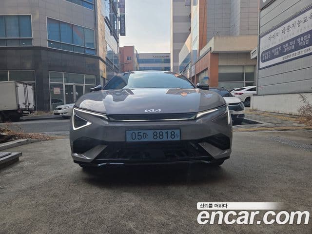 Kia The / новый New EV6 GT Line, 2025 1