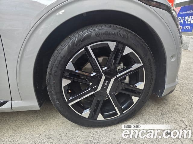 Kia The / новый New EV6 GT Line, 2025 все фото