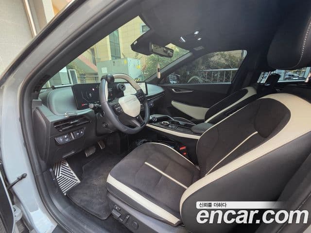 Kia The / новый New EV6 GT Line, 2025 8