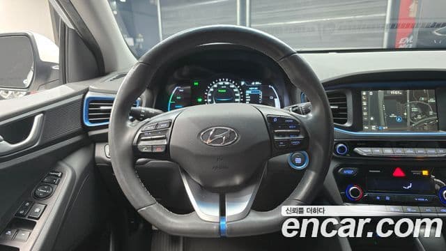 Hyundai Ioniq гибрид, 2016 14