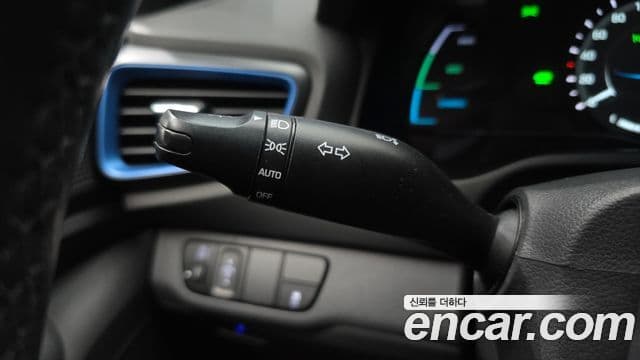 Hyundai Ioniq гибрид, 2016 17