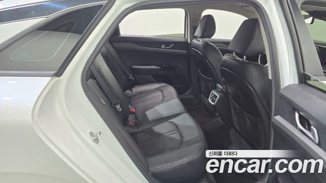 Kia K5 3세대 Prestige, 2020 12