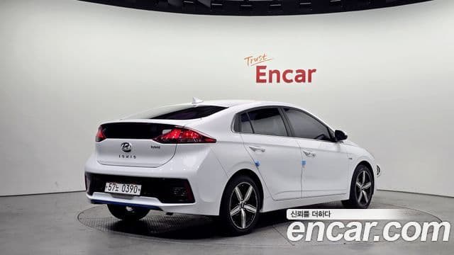Hyundai Ioniq гибрид, 2016 2