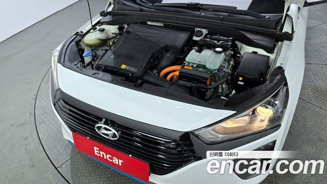 Hyundai Ioniq гибрид, 2016 6