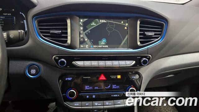 Hyundai Ioniq гибрид, 2016 18