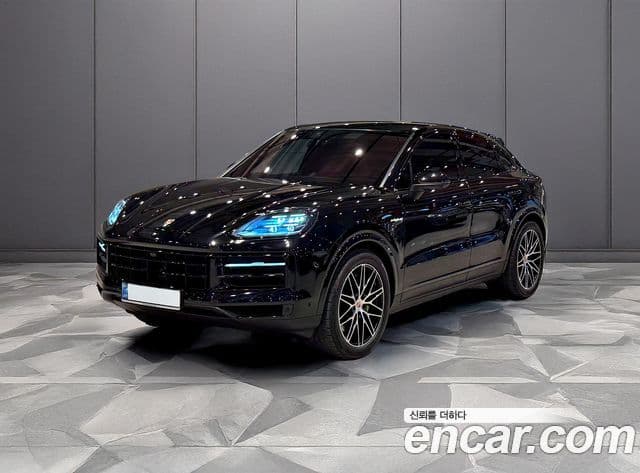 Porsche Cayenne (PO536) 3.0 E-гибрид купе, 2025 1