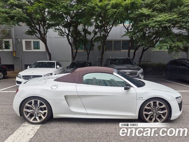 Audi R8 5.2 V10 Spyder, 2013 6