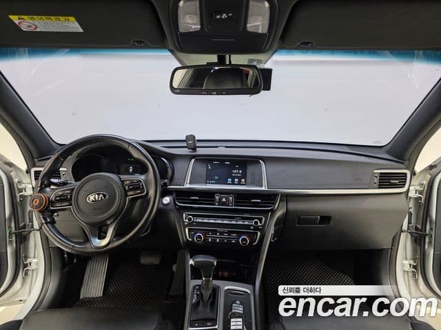 Kia K5 2세대 Signature, 2017 7