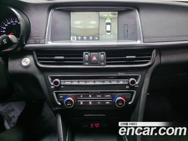 Kia K5 2세대 Signature, 2017 19