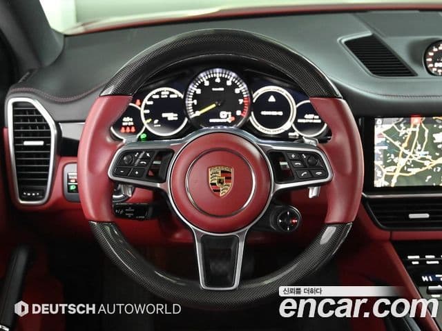 Porsche Cayenne (PO536) 3.0 E-гибрид купе, 2021 13