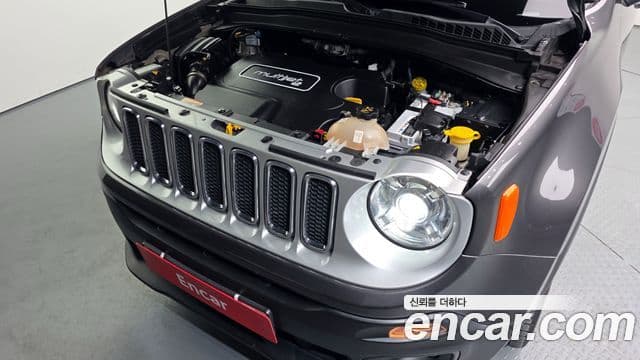 Jeep Renegade 2.0 дизель Limited AWD, 2017 6