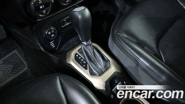 Jeep Renegade 2.0 дизель Limited AWD, 2017 9