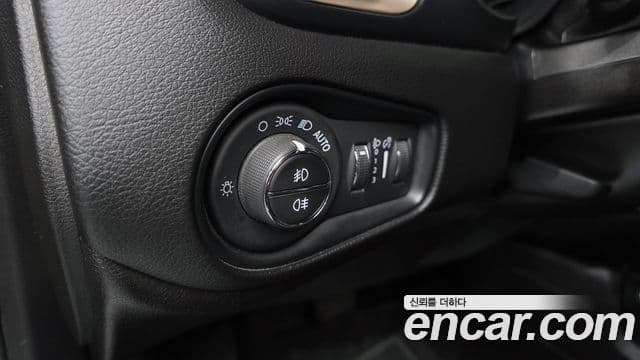Jeep Renegade 2.0 дизель Limited AWD, 2017 12