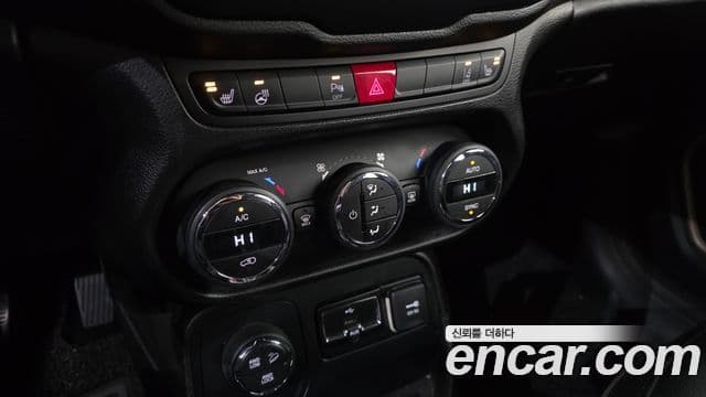 Jeep Renegade 2.0 дизель Limited AWD, 2017 16