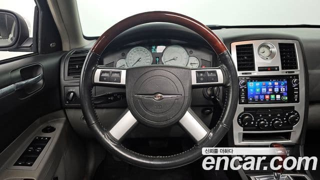 크라이슬러 300C, 2007 13