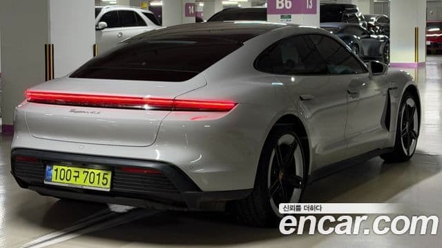 Porsche 타이칸 4S, 2025 6