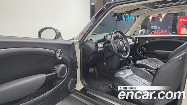Mini Cooper 2세대, 2012 10