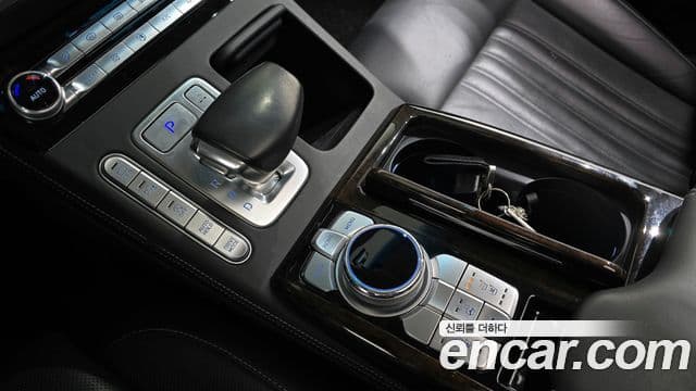 Genesis G90 Premium Luxury, 2019 9