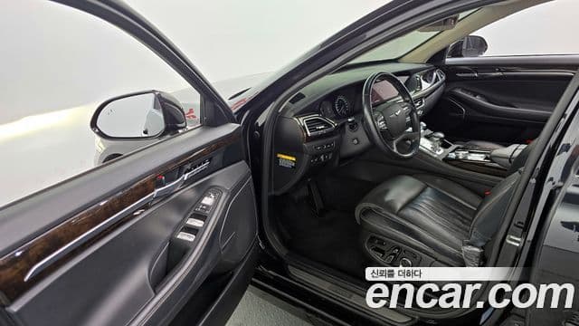 Genesis G90 Premium Luxury, 2019 10