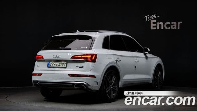 Audi Q5 (FY) Premium, 2021 2