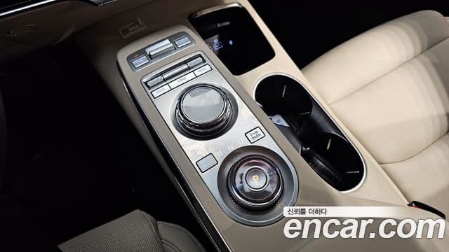 Genesis GV70, 2023 9