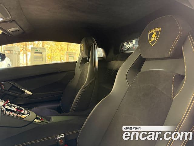 Lamborghini 아벤타도르 S LP740-4, 2018 8