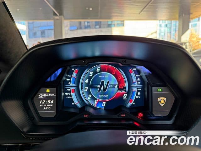 Lamborghini 아벤타도르 S LP740-4, 2018 10