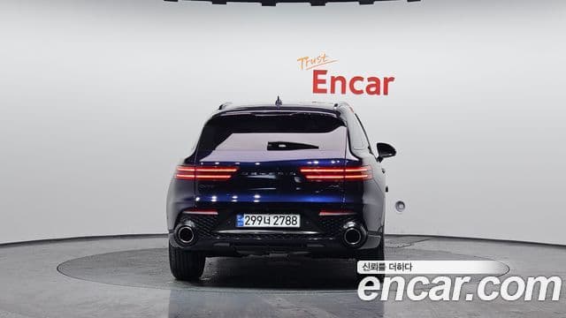 Genesis GV70, 2024 4