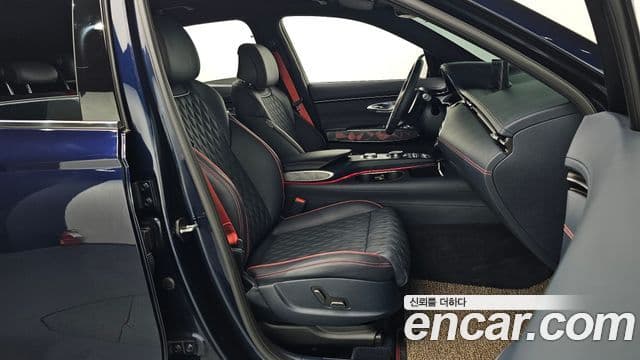 Genesis GV70, 2024 10