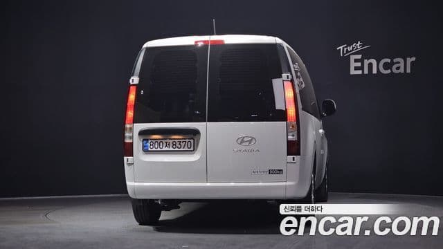 Hyundai Staria Modern, 2025 4