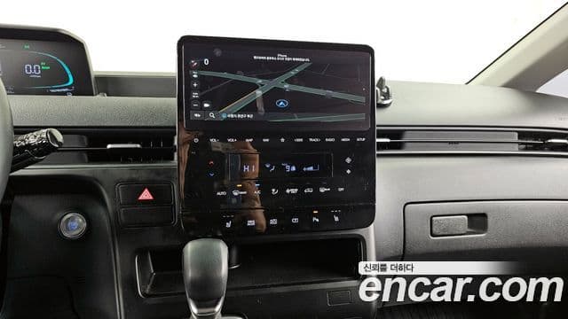 Hyundai Staria Modern, 2025 7