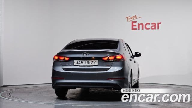 Hyundai Avante AD 1.6 GDI Smart, 2016 4