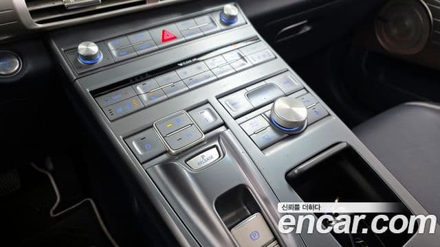 Hyundai NEXO Premium, 2020 9