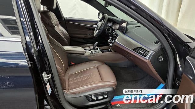 BMW 5시리즈 (G30) 523d M Sport, 2021 11
