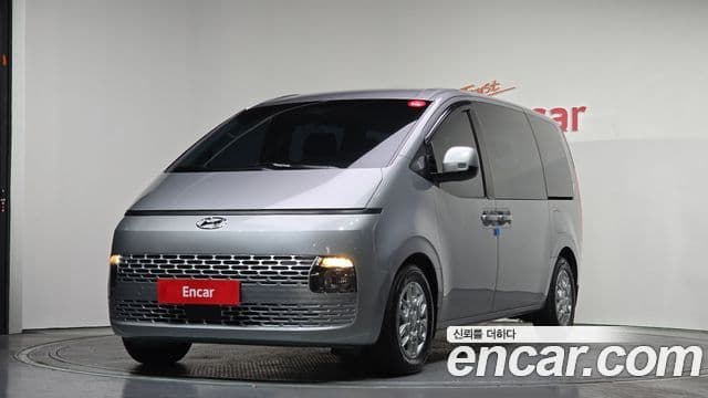 Hyundai Staria Modern, 2023 1