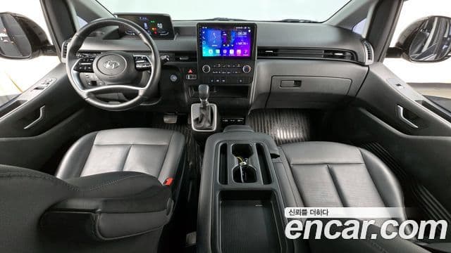 Hyundai Staria Modern, 2023 7