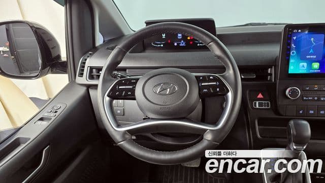 Hyundai Staria Modern, 2023 13