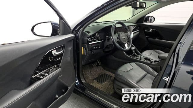 Kia The / новый New Niro Noblesse Special, 2021 10