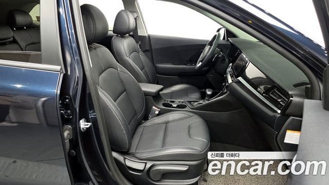 Kia The / новый New Niro Noblesse Special, 2021 11