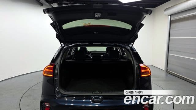 Kia The / новый New Niro Noblesse Special, 2021 20