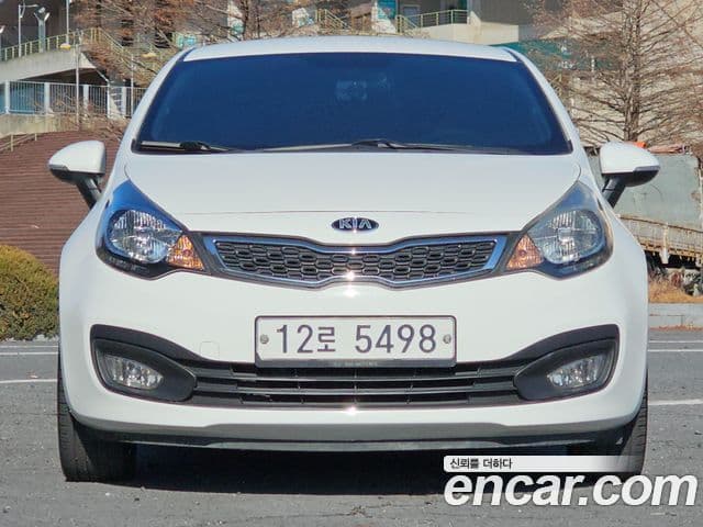 Kia All New Pride Prestige, 2014 2