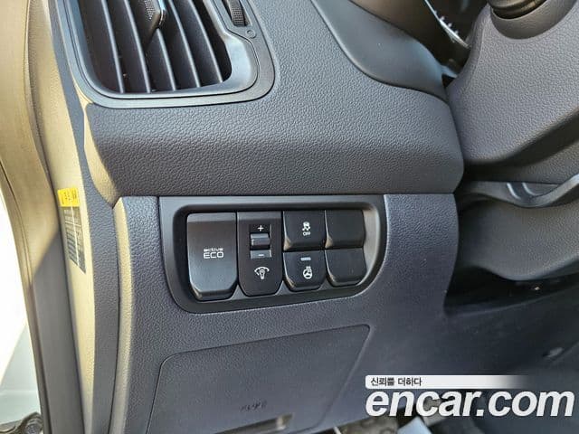 Kia All New Pride Prestige, 2014 16