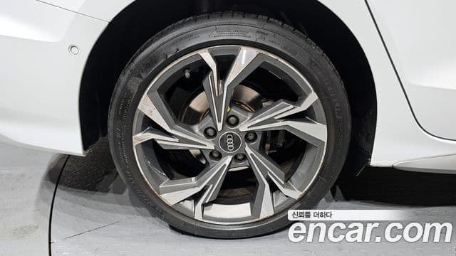 Audi A3 (8Y) Premium, 2023 все фото