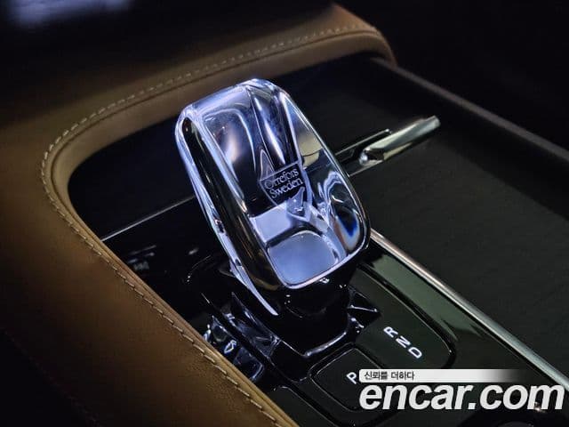 Volvo XC90 2세대 T8 Ultimate Bright гибрид, 2024 9